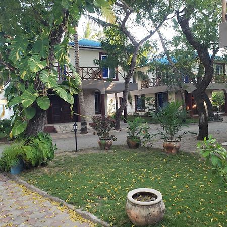 Kwa Mama Village Beach Resort Dar es Salaam Esterno foto